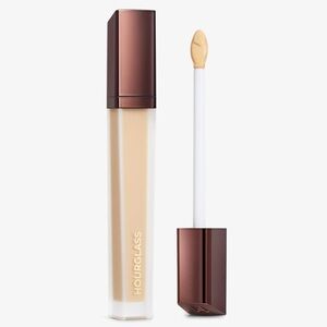 Hourglass vanish airbrush concealer